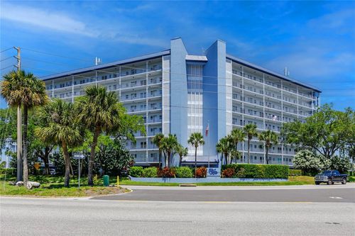 apt-605-4939 Floramar Ter, NEW PORT RICHEY, FL, 34652-3309 | Card Image