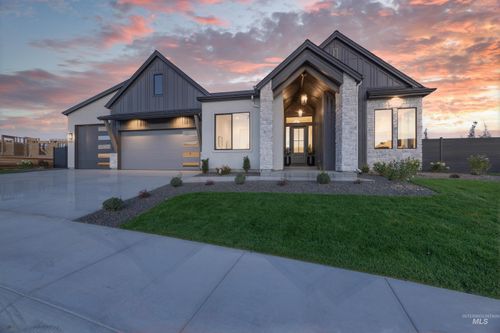 5693 W Haughburn Dr, Eagle, ID, 83616-1440 | Card Image