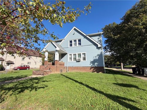 774 Copley Rd, Akron, OH, 44320-2972 | Card Image