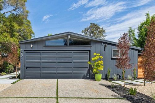 2731 Greer Road, Palo Alto, CA, 94303 | Card Image
