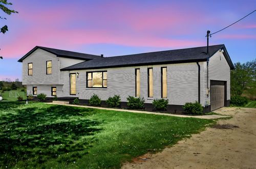 2430 Myers Rd, Springfield, OH, 45502-9614 | Card Image