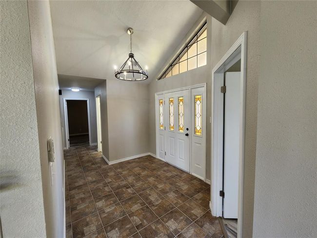 Beautiful Entry | Image 5