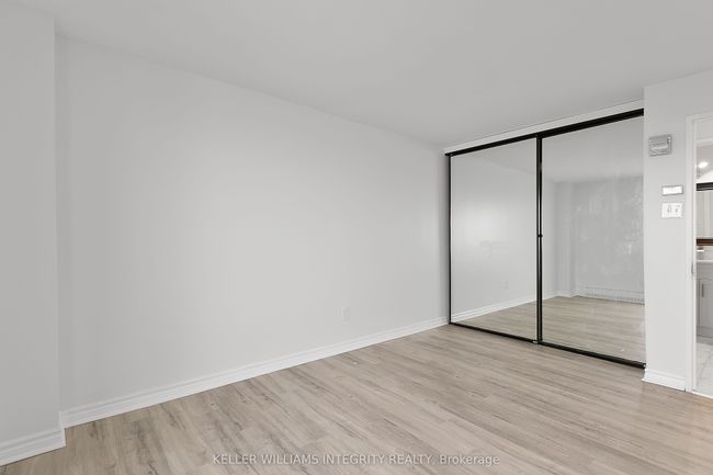 1603 - 1081 Ambleside Drive, Condo with 2 bedrooms, 1 bathrooms and null parking in Woodroffe ON | Image 23