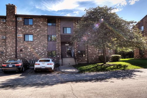 2a-7803 Woodward Avenue, Woodridge, IL, 60517 | Card Image