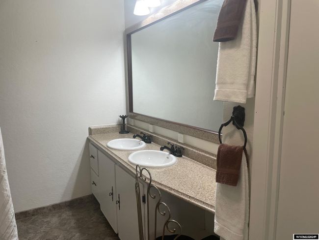 405 Harshman St, House other with 4 bedrooms, 1 bathrooms and null parking in Rawlins WY | Image 15