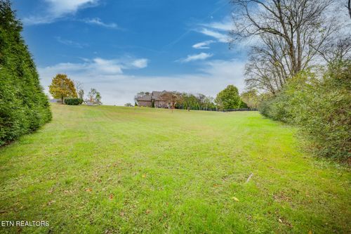 33 Promontory Pt, Louisville, TN, 37777 | Card Image