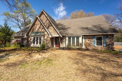 2952 Holly Heath Cv, Germantown, TN, 38138-7012 | Card Image