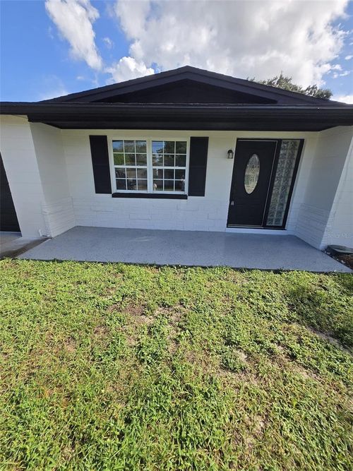7401 Country Club Dr, HUDSON, FL, 34667-6803 | Card Image