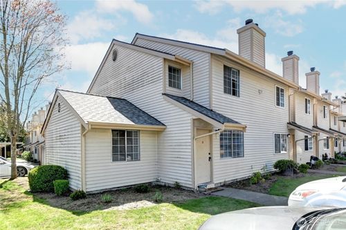 e1-115 124th Street Ne, Everett, WA, 98208 | Card Image