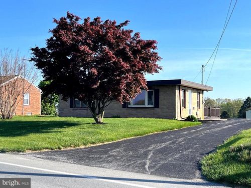 1015 Delta Rd, RED LION, PA, 17356-9700 | Card Image