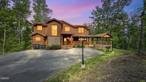 2631 Sawmill Branch Dr, Sevierville, TN, 37862 | Card Image