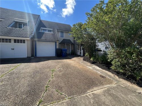 605 Masefield Cir, Virginia Beach, VA, 23452-1908 | Card Image