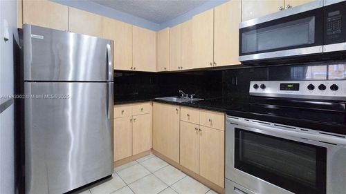 apt-106-7210 Nw 179th St, Hialeah, FL, 33015-5439 | Card Image