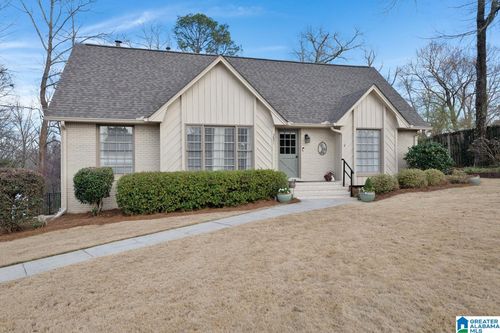 3851 Wooten Dr, Cahaba Hts, AL, 35243-4944 | Card Image