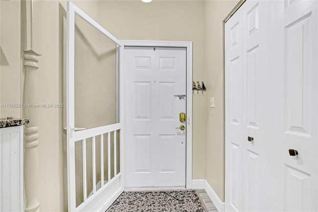 APT-13 - 6121 Se Landing Way, Condo with 3 bedrooms, 2 bathrooms and null parking in Stuart FL | Image 14