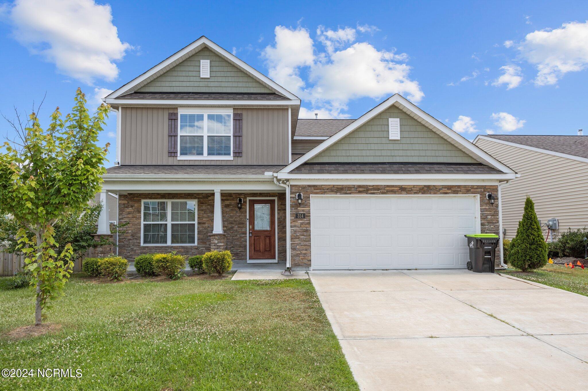 Isabelle St, New Bern, NC 28560