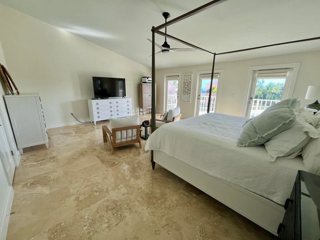 Primary Suite | Image 40