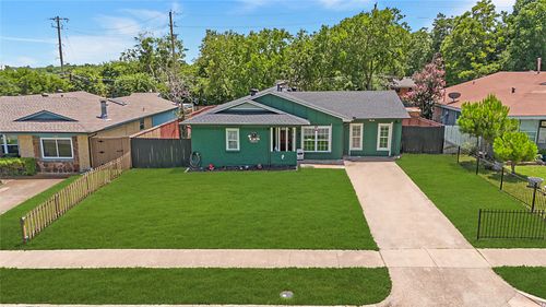 2204 Anita Dr, Mesquite, TX, 75149-1333 | Card Image