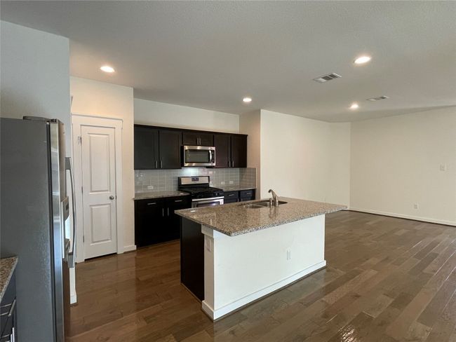 11920 Emerald Springs Ln, House other with 3 bedrooms, 2 bathrooms and 2 parking in Manor TX | Image 17
