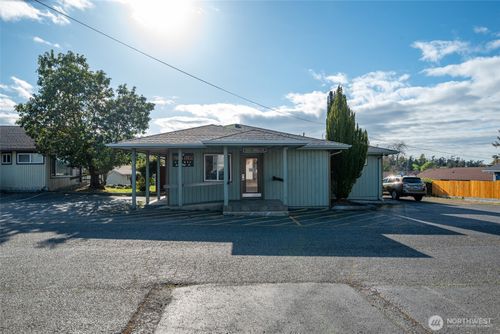 412 N Main Street, Coupeville, WA, 98239 | Card Image