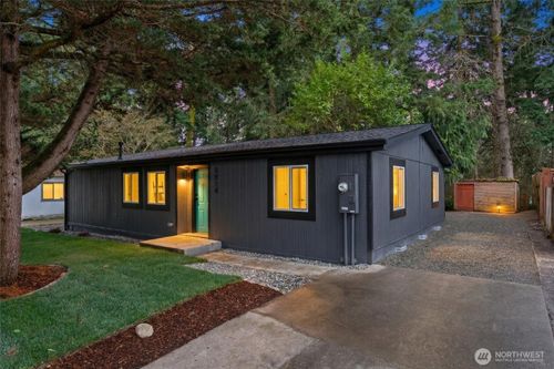 9814 191st St E, Puyallup, WA, 98375-2060 | Card Image