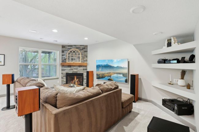 290 Liberty Heights Dr, House other with 4 bedrooms, 4 bathrooms and null parking in Chaska MN | Image 6