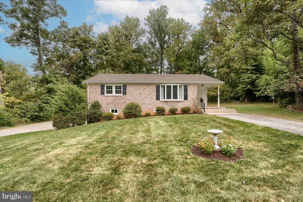 Blair Mountain Rd, Dillsburg, PA 17019