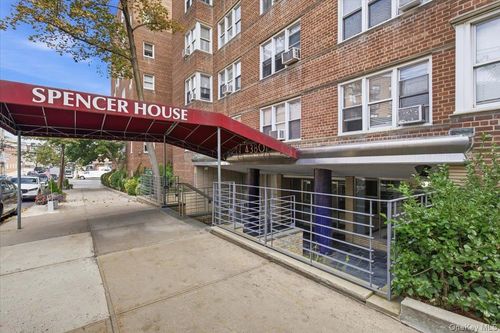 4t-4380 Vireo Ave, Bronx, NY, 10470-2318 | Card Image