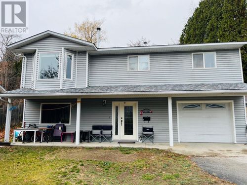 3703 9th Ave, Castlegar, BC, V1N3T3 | Card Image