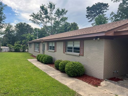 611 Mangum Ave, Selma, AL, 36701-4719 | Card Image