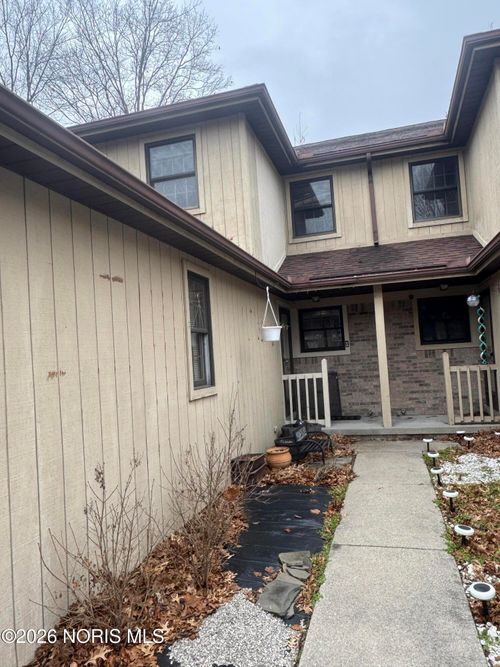 2757 Sweetbriar Ct, Toledo, OH, 43615-1868 | Card Image