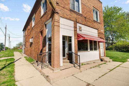 1539 Clifton Ave, Rockford, IL, 61102-3368 | Card Image