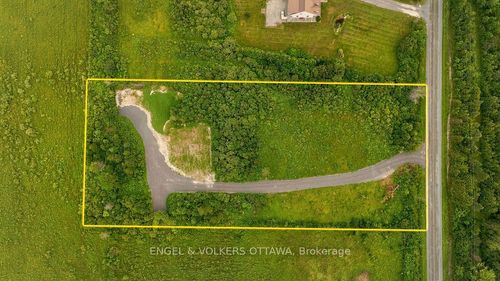 3737 Kettles Rd, Richmond, ON, K0A2Z0 | Card Image