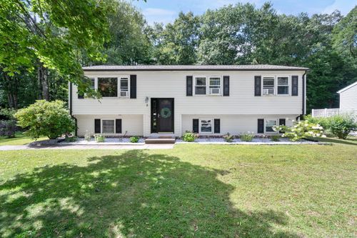 8 Matthew Ln, Windsor, CT, 06095-3219 | Card Image