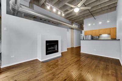 639 - 1645 W Ogden Avenue, Condo with 2 bedrooms, 2 bathrooms and 1 parking in Chicago IL | Image 3