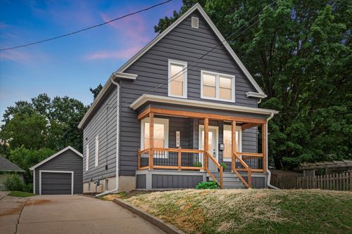 319 E Bolivar Ave, Milwaukee, WI, 53207-5017 | Card Image