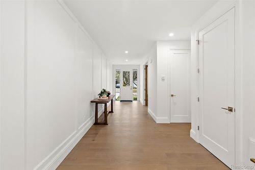 3532 Woodland Ave, Royal Oak, MI, 48073-2360 | Card Image