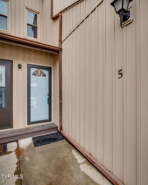 apt-f5-780 Hamilton Road, Blountville, TN, 37617 | Card Image