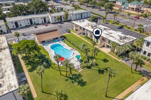 unit-1b-300 Miracle Strip Pkwy Sw, Fort Walton Beach, FL, 32548-5251 | Card Image
