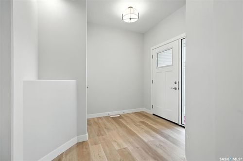 522 Myles Heidt Manor, Saskatoon, SK, S7W1H9 | Card Image