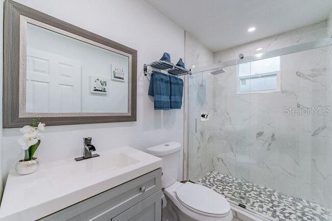 Mother In Law Suite Standard Bathroom | Image 49