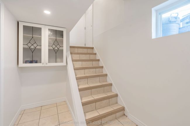 76 Cloverhill Rd, House other with 3 bedrooms, 3 bathrooms and 3 parking in Hamilton ON | Image 11