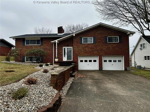 710 Flinn Ave, Ravenswood, WV, 26164-1332 | Card Image