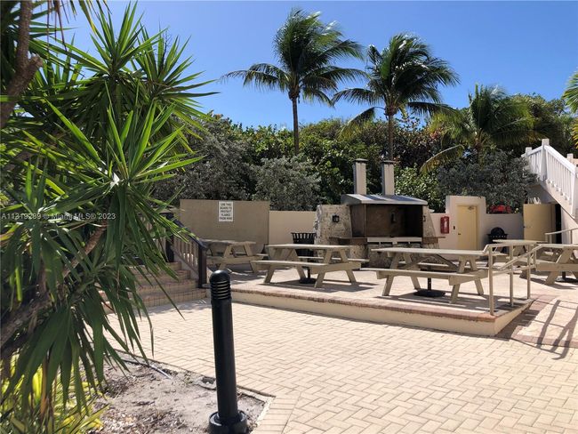 B502 - 1111 Crandon Blvd, Condo with 2 bedrooms, 2 bathrooms and null parking in Key Biscayne FL | Image 13