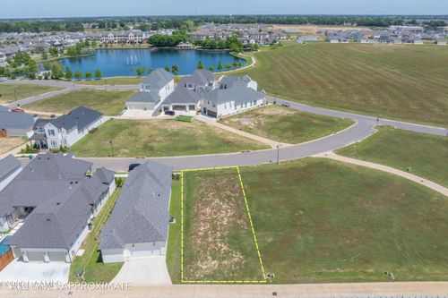 214 Windswept Ln, Youngsville, LA, 70592-7050 | Card Image