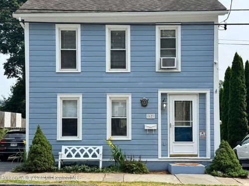 62 German St, Kingston, NY, 12401-6614 | Card Image