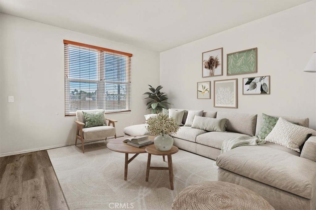 Residential Lease in El Segundo 3