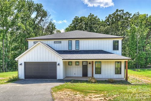 606 Elm St, Locust, NC, 28097-7186 | Card Image