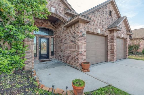 14333 S Summerchase Cir, Willis, TX, 77318-5708 | Card Image