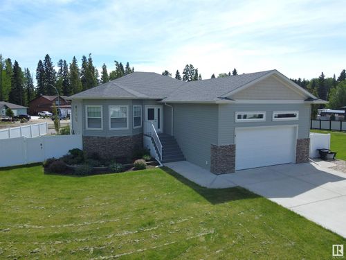 9 Fraser Dr, Breton, AB, T0C | Card Image